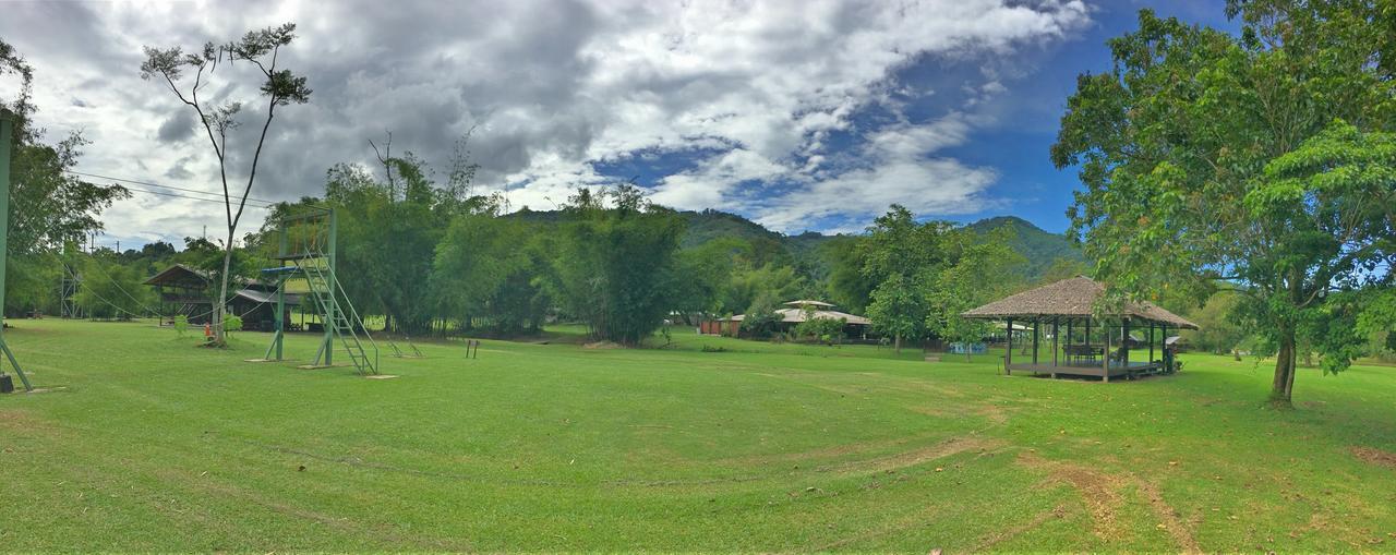 Kiulu Riverside Chalet Tamparuli Exterior photo
